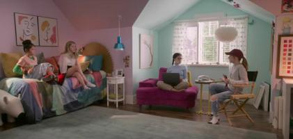 Netflix bērnu auklīšu kluba dekorācijas: viss par katru meiteņu istabu