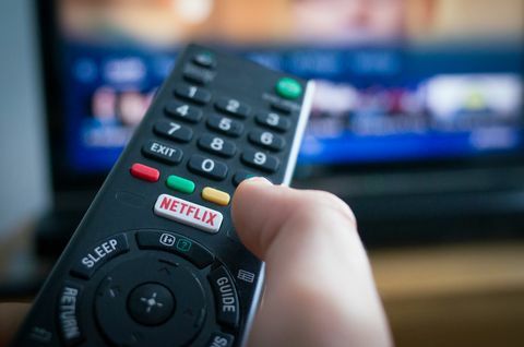Controle remoto de TV com botão Netflix