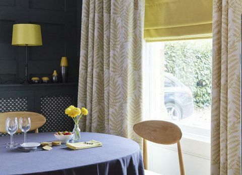 Žltá, interiérový dizajn, izba, obrus, riad, sklo, textil, stôl, nábytok, poháre, 