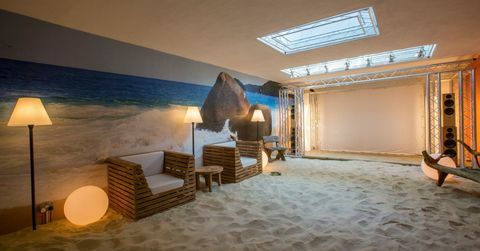 The Chalet Estate: пляжная комната Hampton Marina