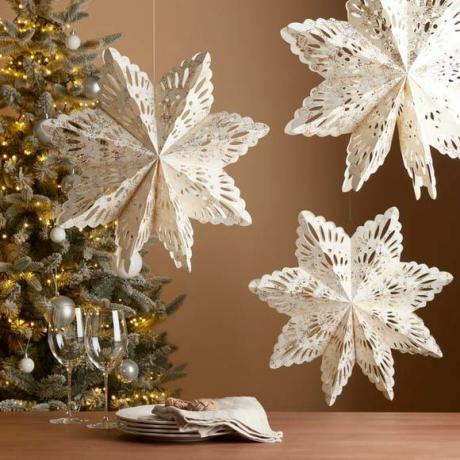 Sæt med 3 hvid og guld metallisk papir snefnug dekoration