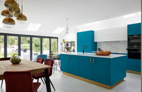 színes edwardian családi otthon átalakítása Hampshire-ben