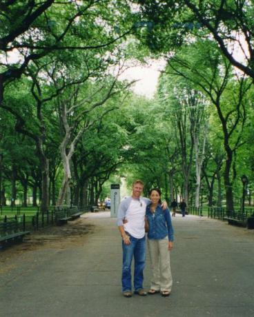 ჩიპი და ჯოანა გეინსი საქორწინო მოგზაურობაში ნიუ იორკში.
