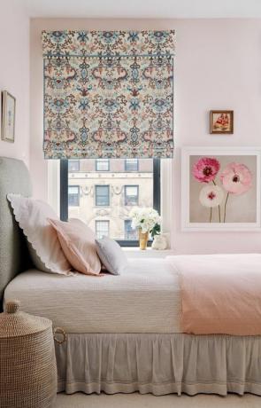 spavaća soba za djevojčice, ružičasti zidovi, ružičasti poplun