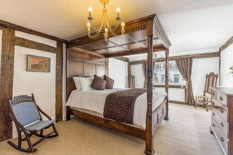 The Old Burlington - Chiswick - tempat tidur - London - Savills