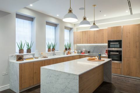 Dapur 26 Hereford Square - Russell Simpson