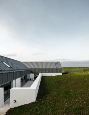 House Lessans, wyjątkowo prosty dom w hrabstwie Down, zaprojektowany przez McGonigle McGrath, otrzymał tytuł RIBA House of the Year 2019