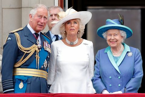 членовете на кралското семейство присъстват на събития за отбелязване на стогодишнината на раф