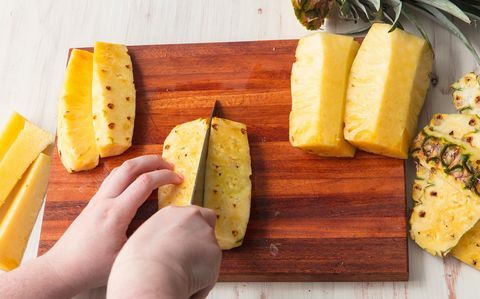 hur man skär en ananas