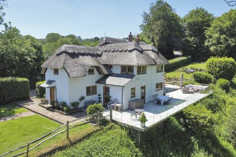 Casa com telhado de colmo à venda em Tonbridge