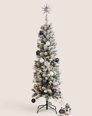 1,80 m beleuchteter schlanker verschneiter Weihnachtsbaum