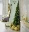 Tento polovičný vianočný stromček je ideálny do malých priestorov