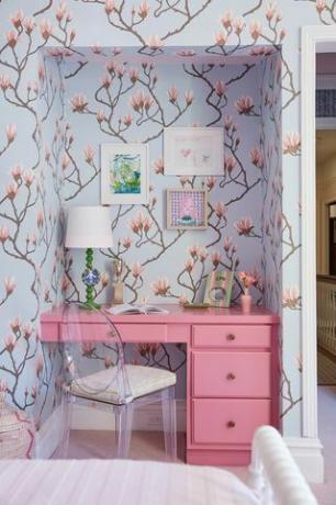 Стая, розово, тапет, мебели, вътрешен дизайн, стена, скрин, скрин, растение, завеса, 