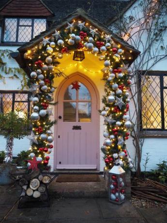 Exhibición de la puerta de entrada de Instagrammable para Navidad