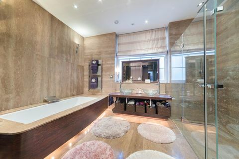 Розкішна ванна кімната Winston Churcill Eccleston Square - Savills