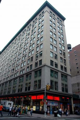 Бритни Спирс просит 5975 миллионов долларов за свою квартиру на Манхэттене