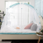 A barraca com cama Besteen da Amazon é perfeita para pessoas que compartilham um quarto