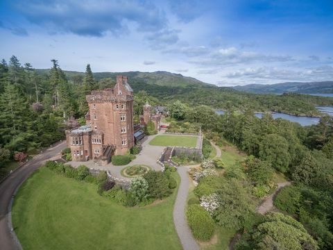 Dvorac Glenborrodale, Škotska na prodaju s dva otoka