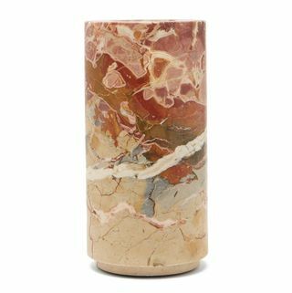 „Buzze“ marmurinė vaza