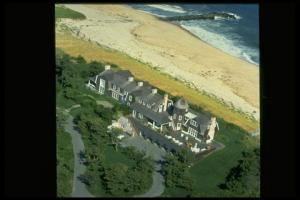 Калвин Клайн току -що продаде имота си в East Hampton за 85 милиона долара