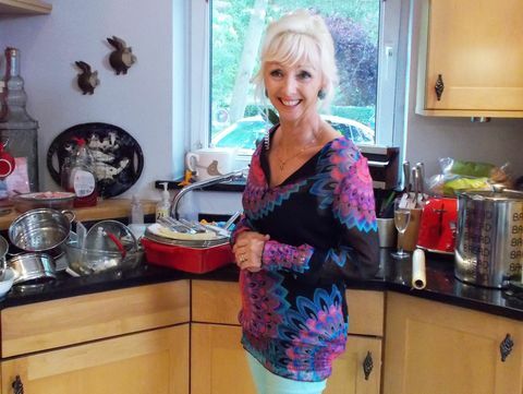 Debbie McGee - Quem está fazendo os pratos?