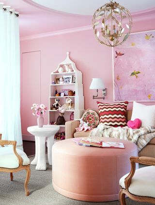 Розовый, Комната, Мебель, Дизайн интерьера, Гостиная, Стена, Таблица, Дом, Дом, Потолок, 