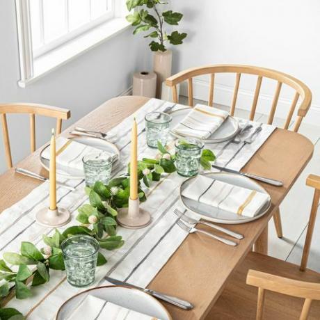 Hvid, grøn, møbler, værelse, bord, Indretning, stol, sofabord, spisestue, hjem, 