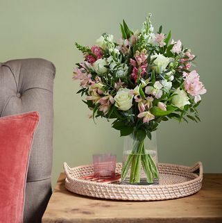 Bouquet Fleurs Belle Maman (Livraison à partir du 22 mars 2022)