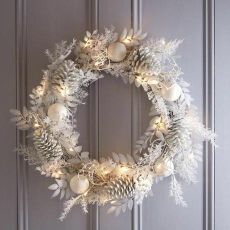 Zimný biely predsvietený vianočný veniec - 60 cm