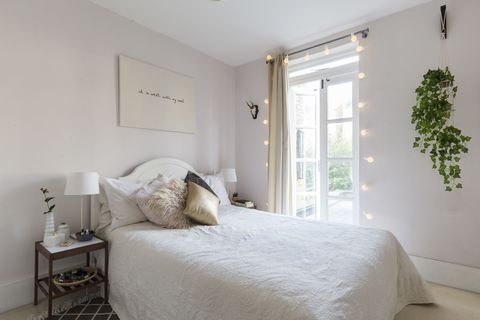Zen-achtige slaapkamer: styling door The Lovely Drawer, fotografie door Chris Snook via Houzz.co.uk