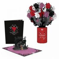Dieser Pop-Up-Blumenstrauß und die Karte „Nightmare Before Christmas“ zeigen Ihrem Valentinstag, dass Sie einfach sein sollen