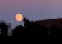 Vad är en skördemåne? När och var ska man se höstens första fullmåne