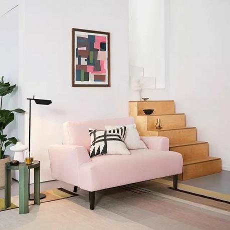 Двухместный диван Swyft Model 05, розовый лен