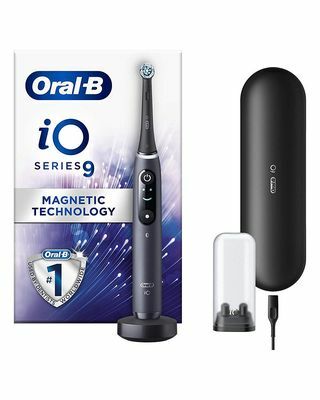 Oral-B iO9 Ultimate Clean električna zobna ščetka 