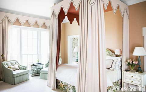 pink bedroom av celerie kemble og lindsey herod