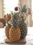 Az ananász karácsonyfák az idei év legviccesebb karácsonyi dekorációs trendjei