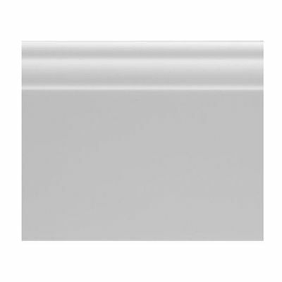 5523 29/64 Zoll x 3-1/4 Zoll x 8 Fuß Weißes koloniales Basisformteil aus PVC-Verbundstoff