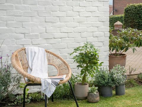trädgårdsfärg ronseal självrensande murad färg, varmvit