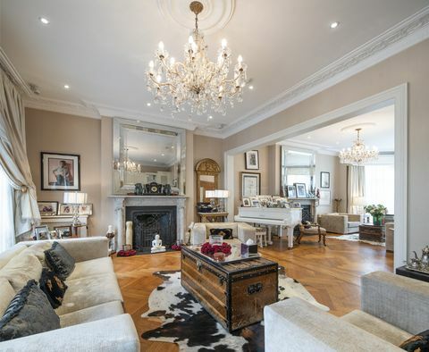 £ 1195 millioner london -familiens hjem til Lesley Clarke, medstifter av Nicky Clarke, administrerende direktør i hele verden, er til salgs