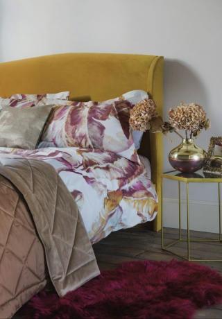 Lenjerie de pat de lux și cadru de pat tapițat din catifea de la Amara