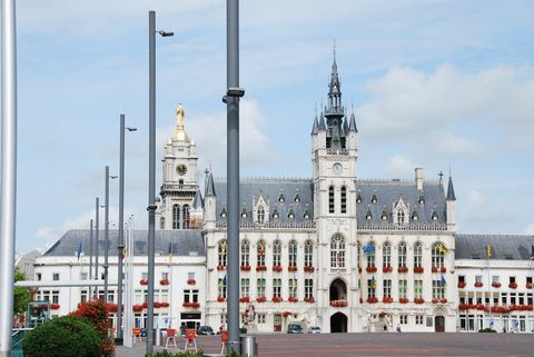 nagyszerű kilátással a belga építészet legnagyobb terére
