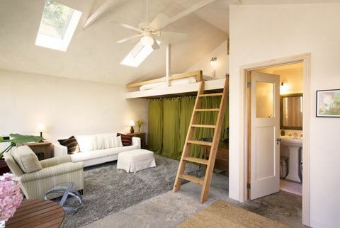 Osvětlení, dřevo, pokoj, podlaha, interiérový design, podlahy, strop, stěna, žebřík, gauč, 
