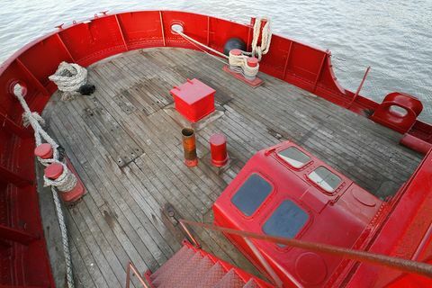 güney batı londra'da satılık dönüştürülmüş tekne ev