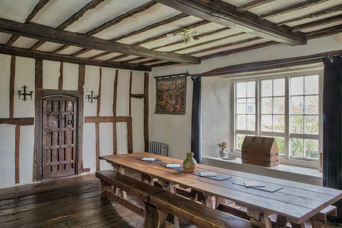 Manoir de Monmouthshire - salle - Fine & Country