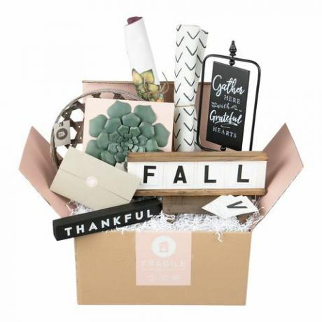 Papuošta rudens namų dekoro prenumeratos dėžutė