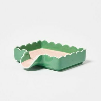 Zelená keramická miska na mýdlo Mae Scallop