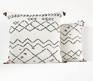 AFAW Berber Print Cotton Tassel Pillowcase