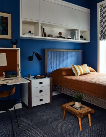 sininen makuuhuone