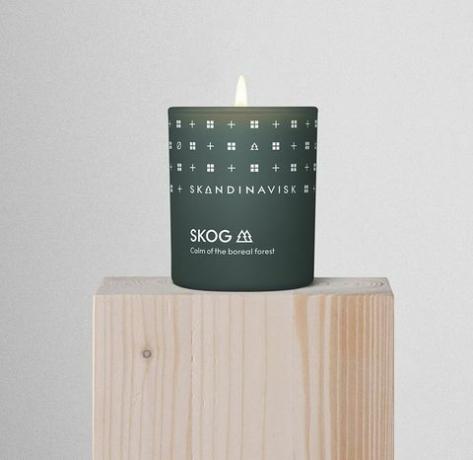 lumânare parfumată de Crăciun de la Skog cele mai bune lumânări de Crăciun pentru 2020