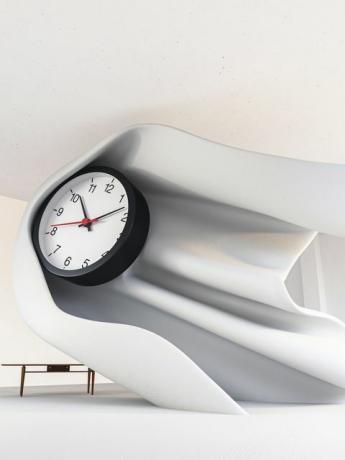 сат, 35 фунти, дизајнирао Даниел Аршам